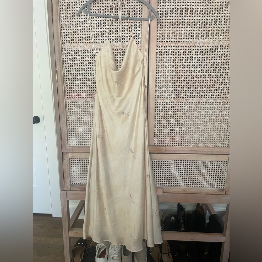 Elegant Cream Maxi Dress